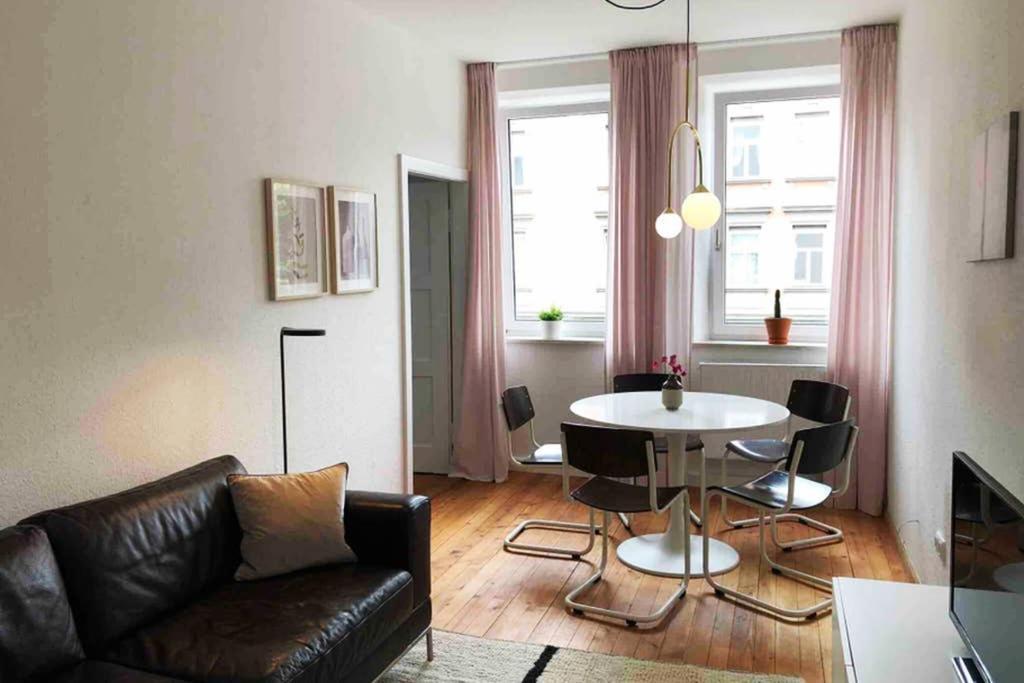 Charmant Leben Im Textilviertel - Stilvolle Wohnung - Zentral Und Ruhig Аугсбург Екстер'єр фото